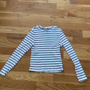 H&M white and black stripe long sleeve crop top